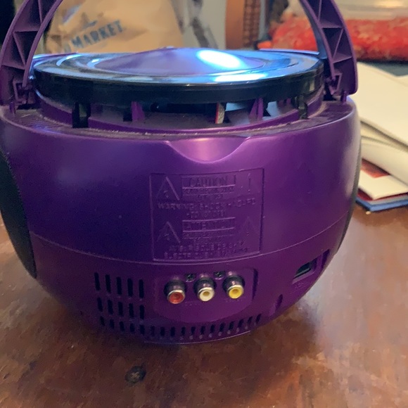 Karaoke Machine - Picture 5 of 8